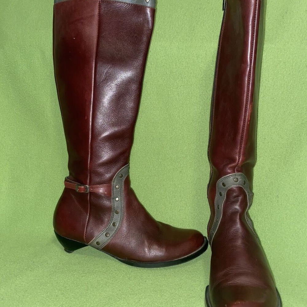 John Fluevog Burgundy Heeled Boots Freedom Sheba Size 9 vintage 2005